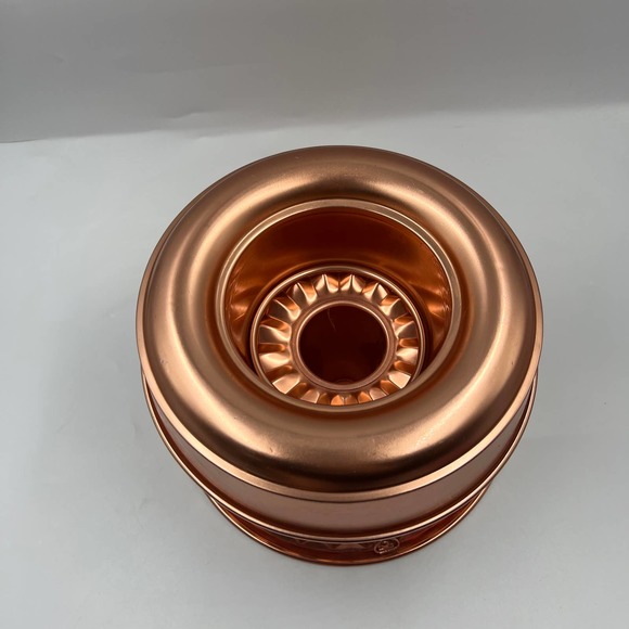 Vintage Copper Bundt Cake Pans Lot 2 Smooth & Textured 9 Cups Baking - Picture 3 of 9